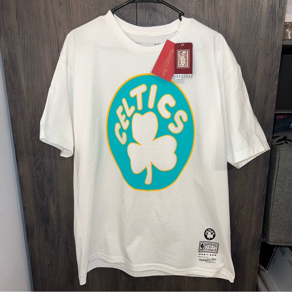 Mitchel and Ness Boston Celtics Hardwood Classic Shirt